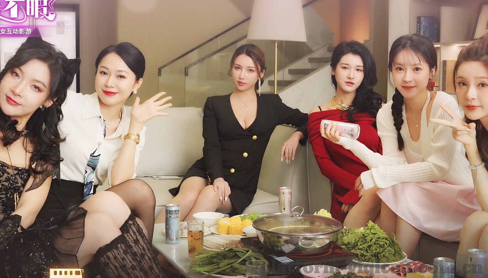 美国女孩成人毛片视频-青春的迷航,美国女孩成人视频的背后